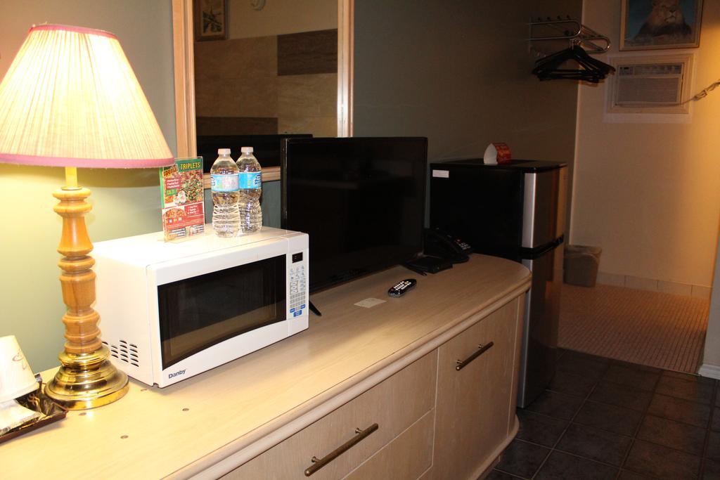 Ritz Inn Niagara Bagian luar foto