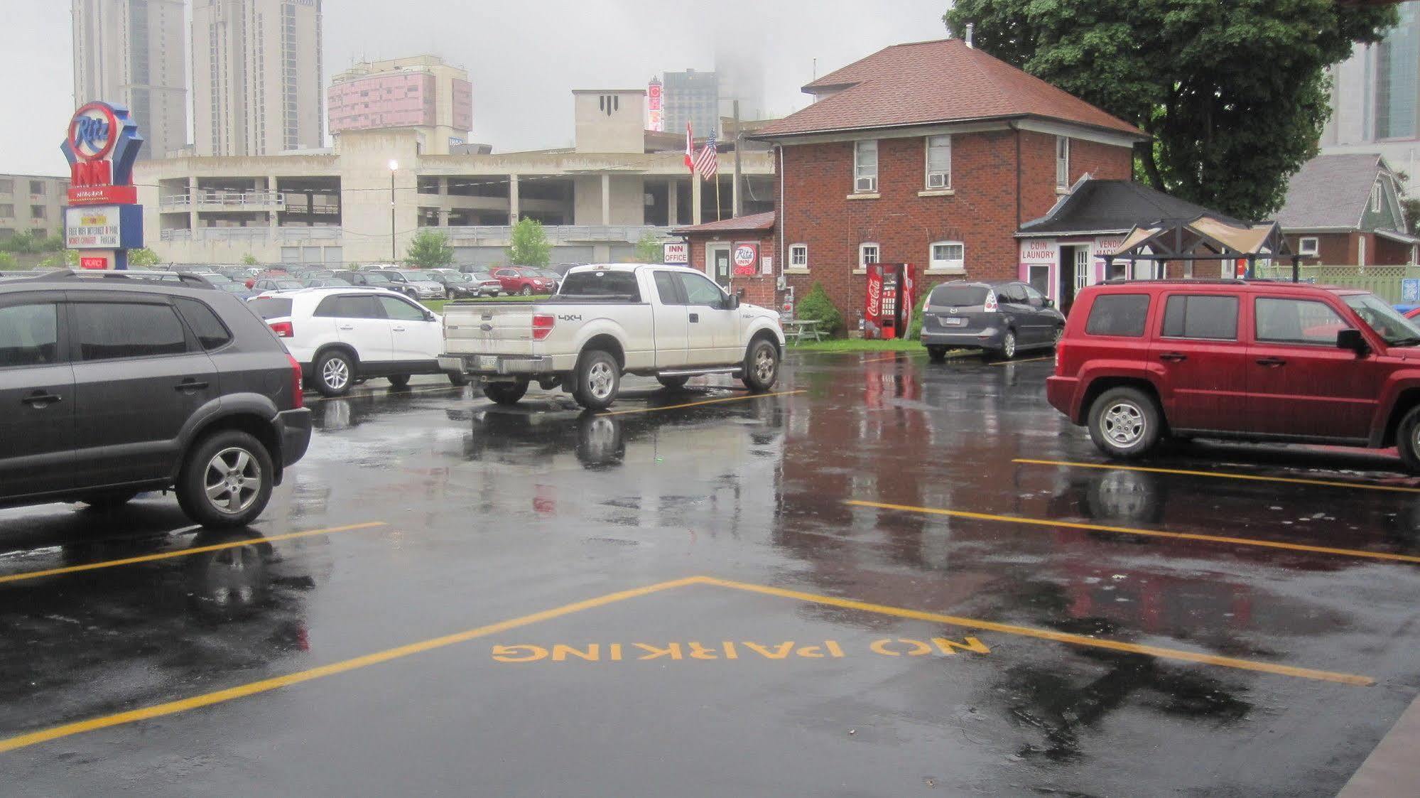 Ritz Inn Niagara Bagian luar foto